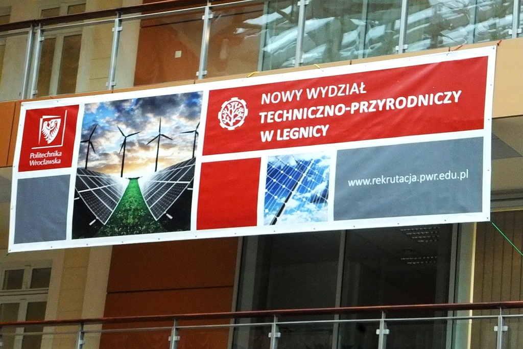 Gaudeamus igitur zabrzmiał dla studentów legnickiej politechniki