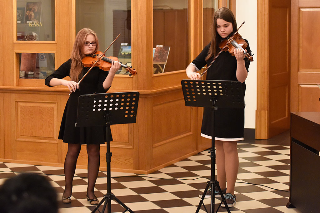 Muzyczny wtorek z „Concerto d’amore”  i umuzykalnioną młodzieżą