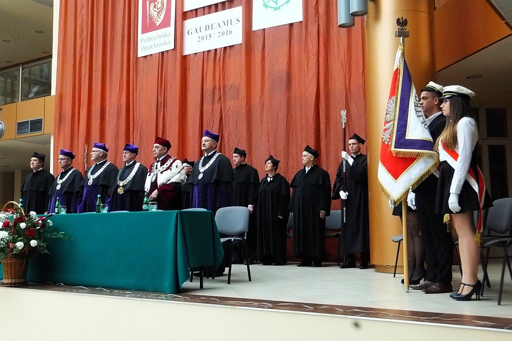 Gaudeamus igitur zabrzmiał dla studentów legnickiej politechniki