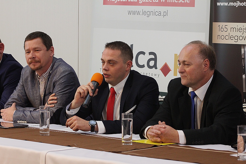 Z Legnicy do Sejmu. Debata legnickich kandydatów do Sejmu