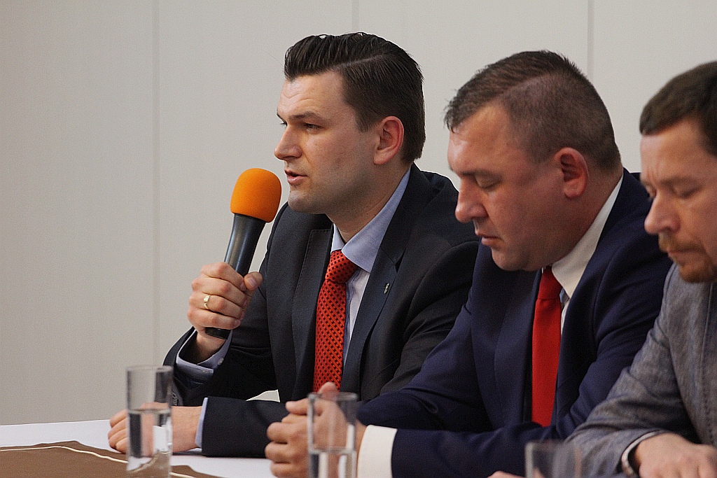 Z Legnicy do Sejmu. Debata legnickich kandydatów do Sejmu