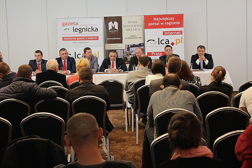 Z Legnicy do Sejmu. Debata legnickich kandydatów do Sejmu