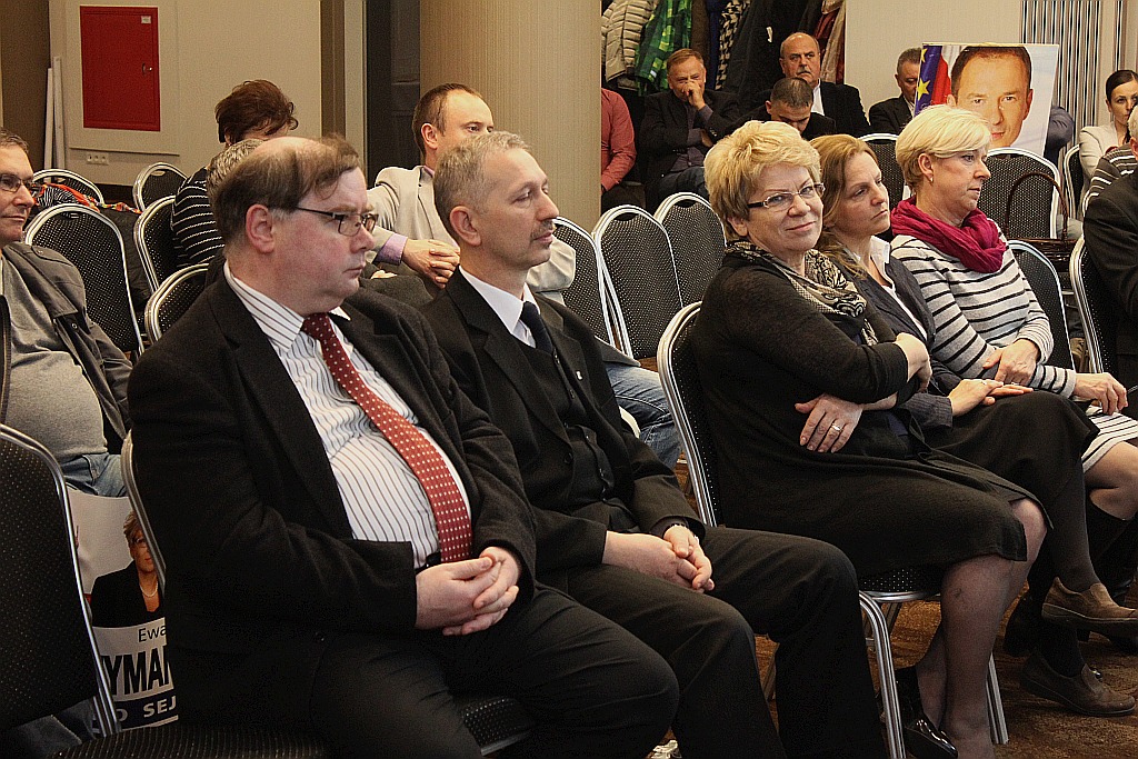 Debata kandydatów do Senatu: Borysa, Czudowskiej i Pasisa