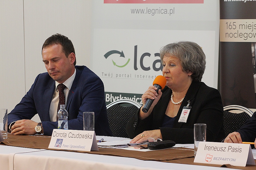 Debata kandydatów do Senatu: Borysa, Czudowskiej i Pasisa