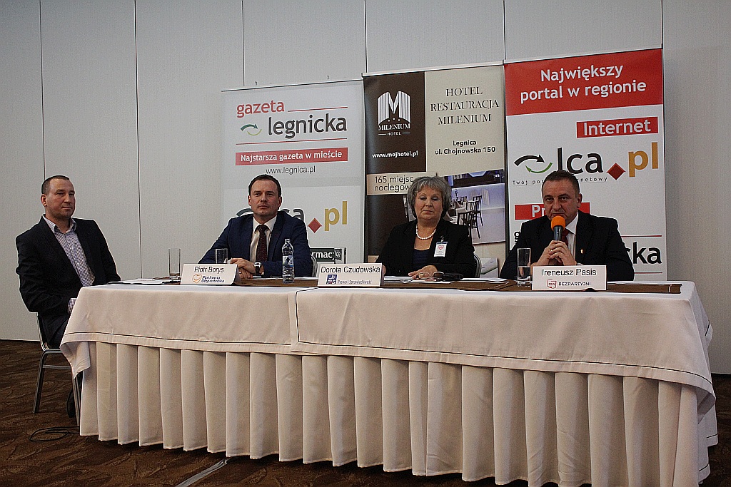 Debata kandydatów do Senatu: Borysa, Czudowskiej i Pasisa