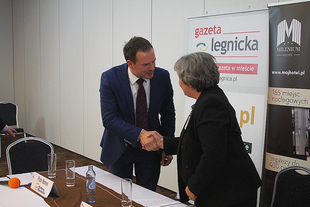 Debata kandydatów do Senatu: Borysa, Czudowskiej i Pasisa