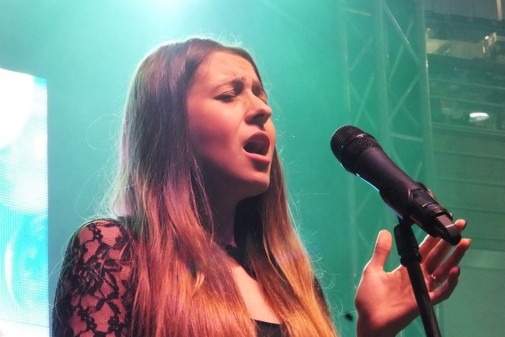 Legniccy muzycy na urodzinowej scenie Galerii Piastów