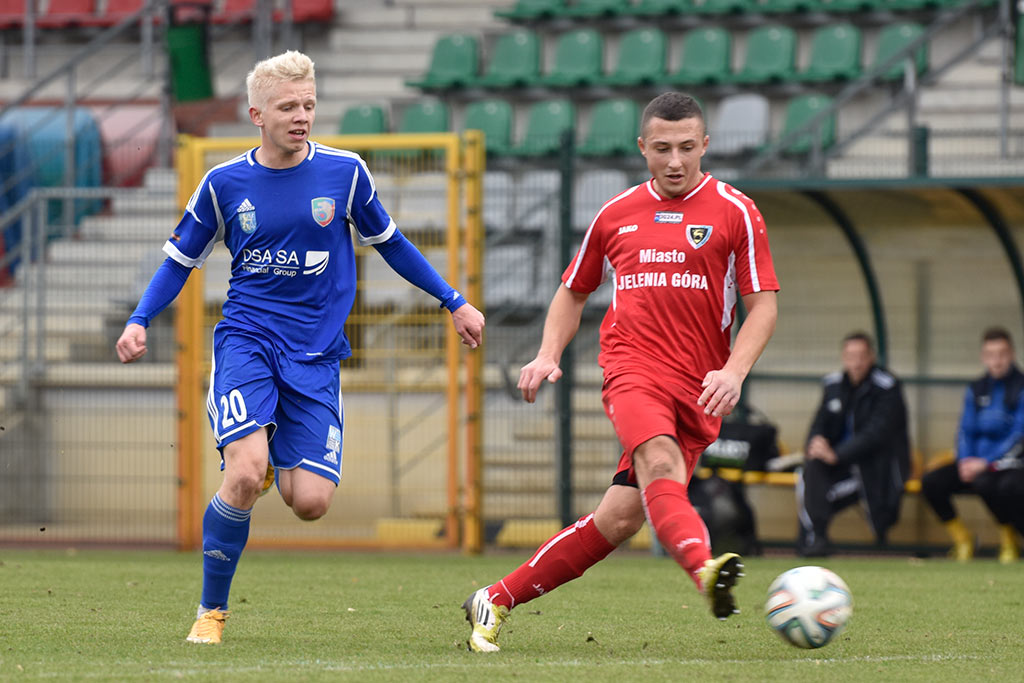 Rezerwy Miedzi Legnica pokonały Karkonosze Jelenia Góra
