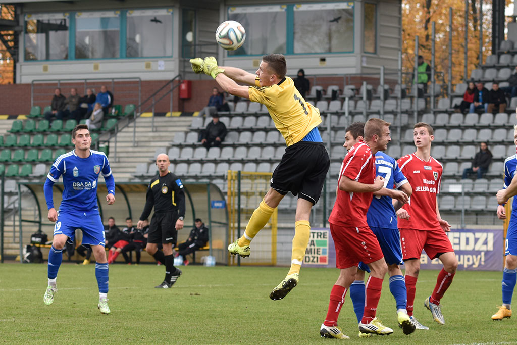 Rezerwy Miedzi Legnica pokonały Karkonosze Jelenia Góra