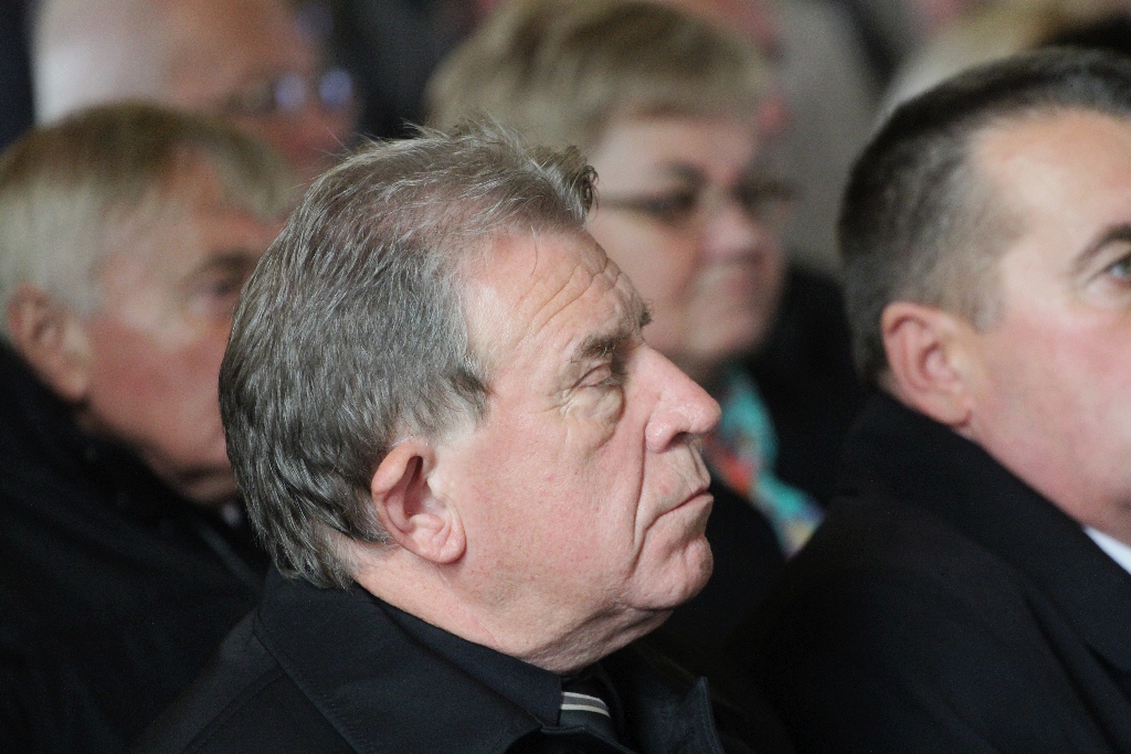 Tysiące osób pożegnały w Kunicach Janusza Mikulicza