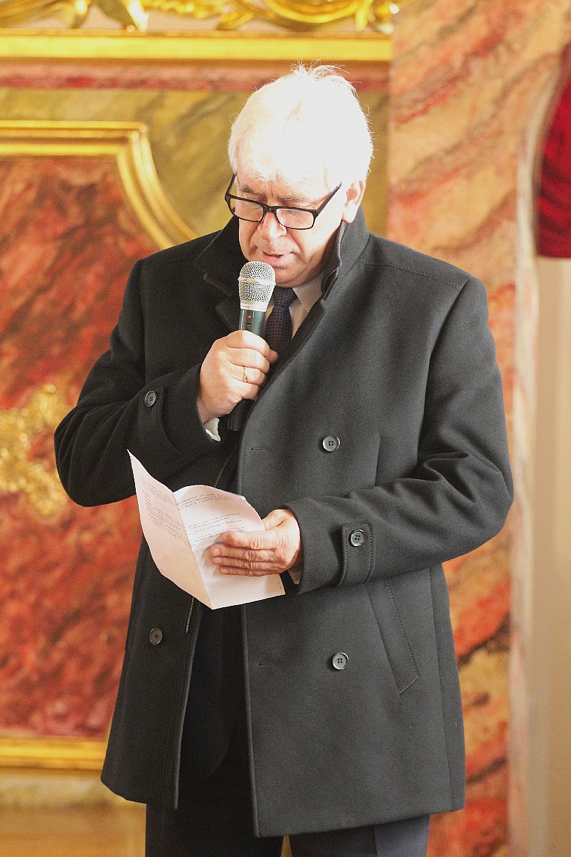 Tysiące osób pożegnały w Kunicach Janusza Mikulicza