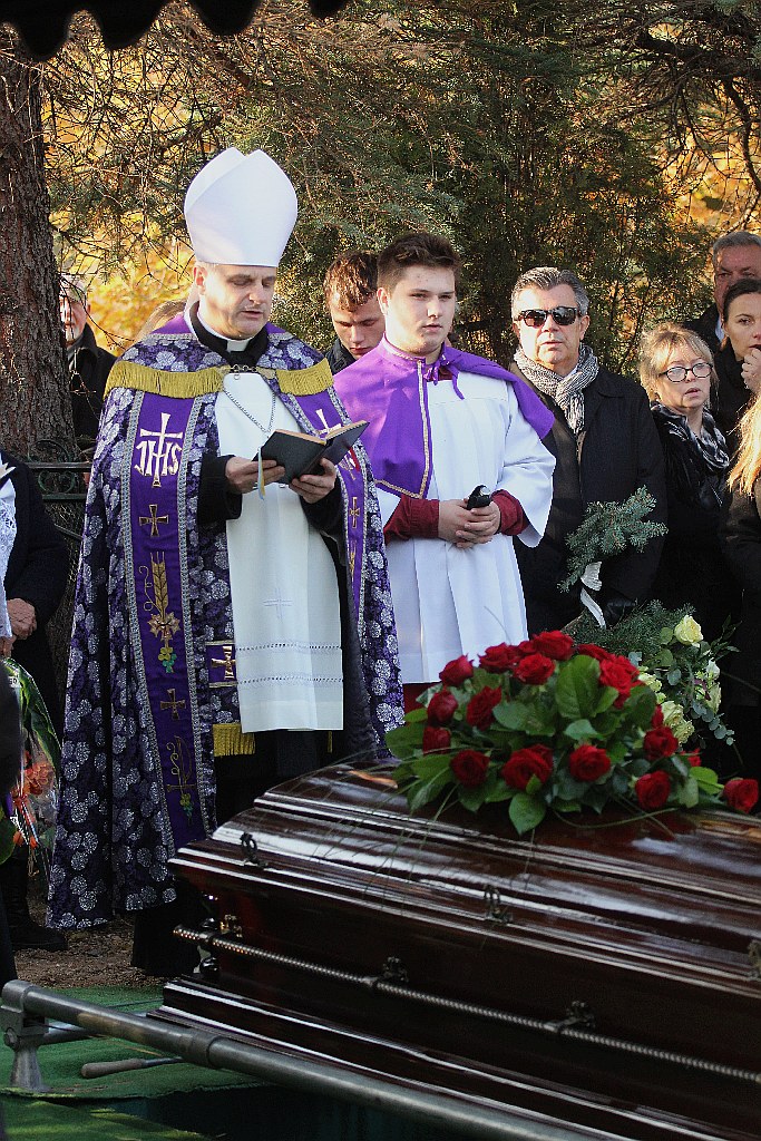 Tysiące osób pożegnały w Kunicach Janusza Mikulicza