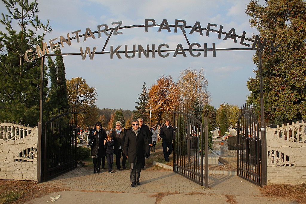 Tysiące osób pożegnały w Kunicach Janusza Mikulicza