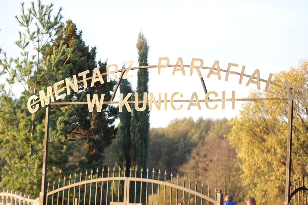 Cmentarze we Wszystkich Świętych w powiecie legnickim