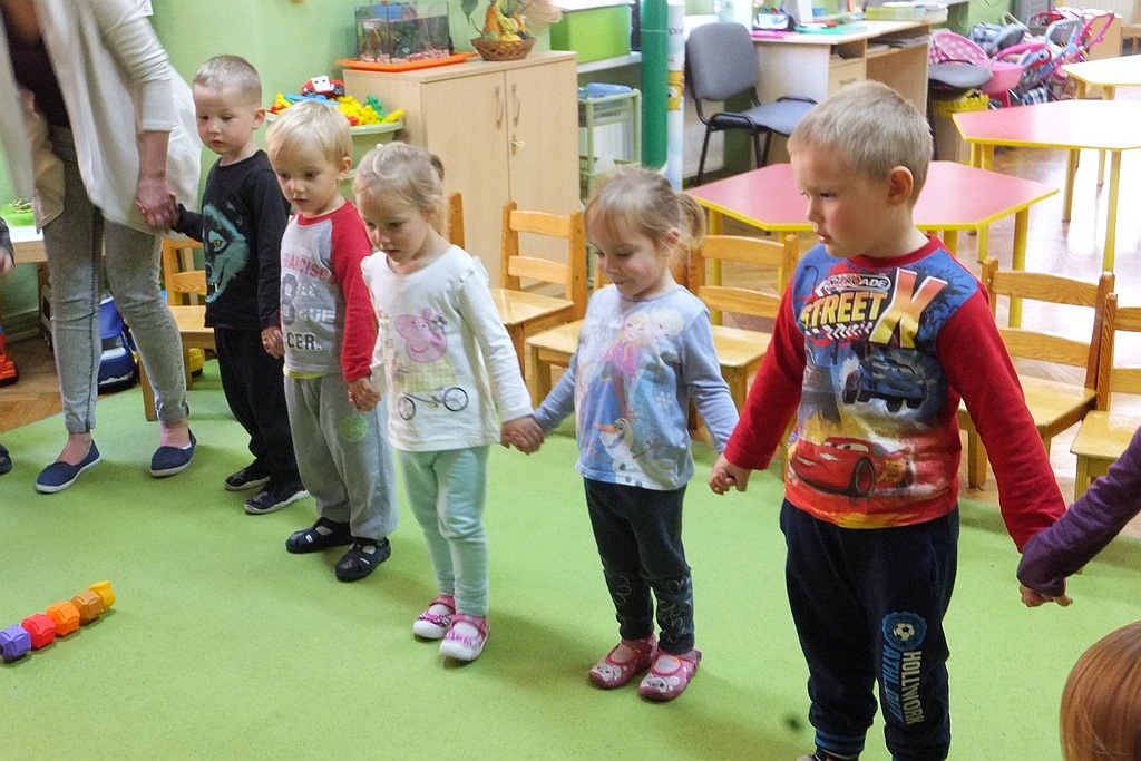 Dzieci z przedszkola nr 2 dostały zabawki w prezencie