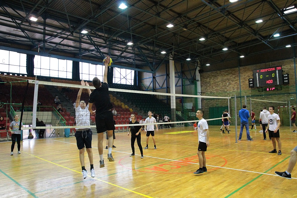Integra 2015 - integracja klas pierwszych w I LO