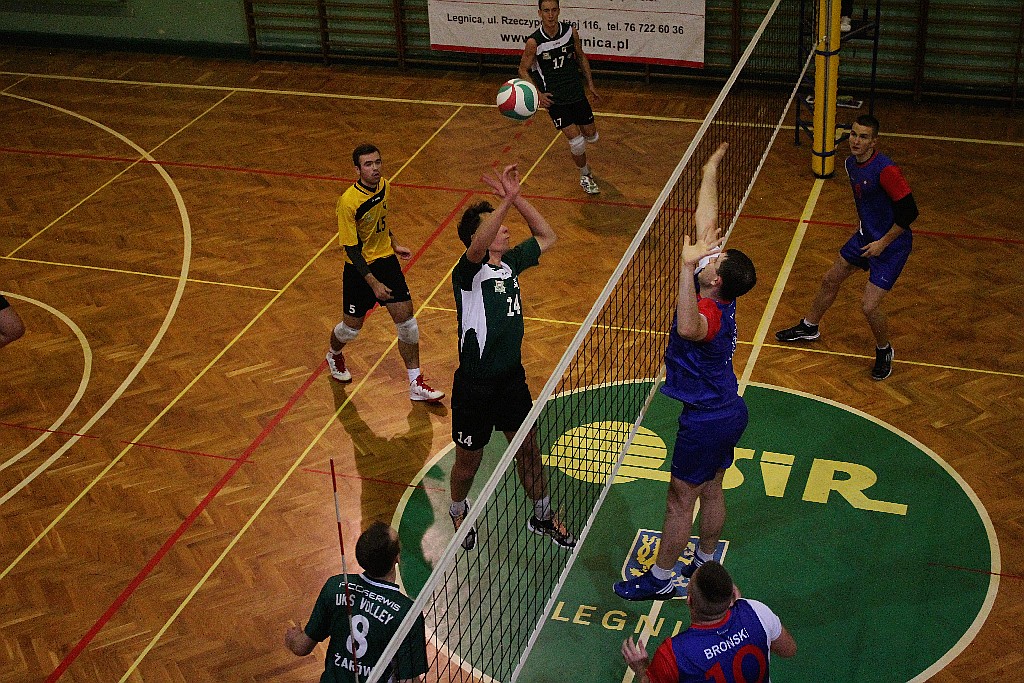 Ikar zdemolował lidera. Świetny Koncewicz i jego koledzy