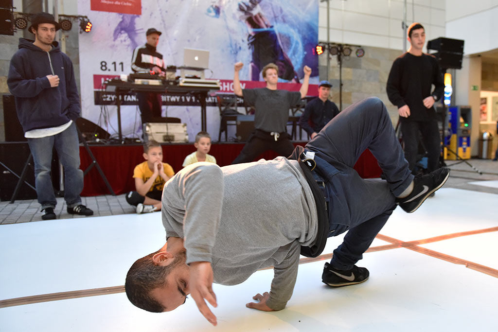 Breakdance i  hip - hop na  Hip &  Break Dance Show