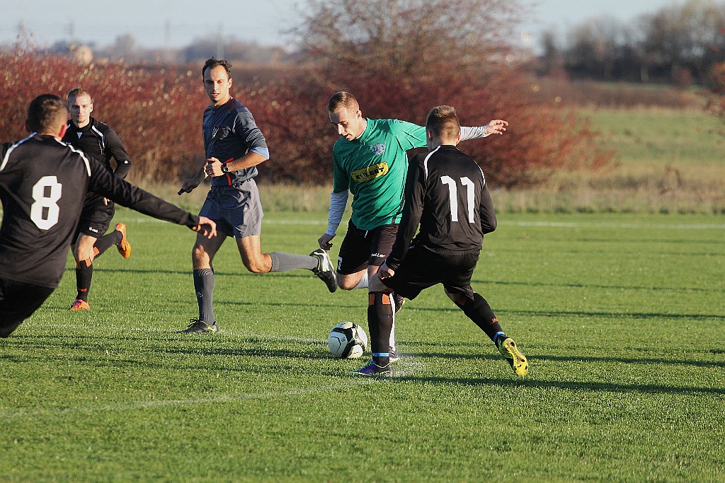 Mewa Kunice skromnie pokonała u siebie Relaks Szklary Dolne