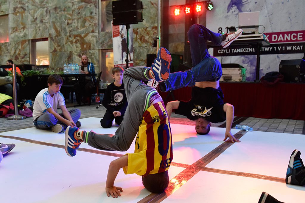 Breakdance i  hip - hop na  Hip &  Break Dance Show