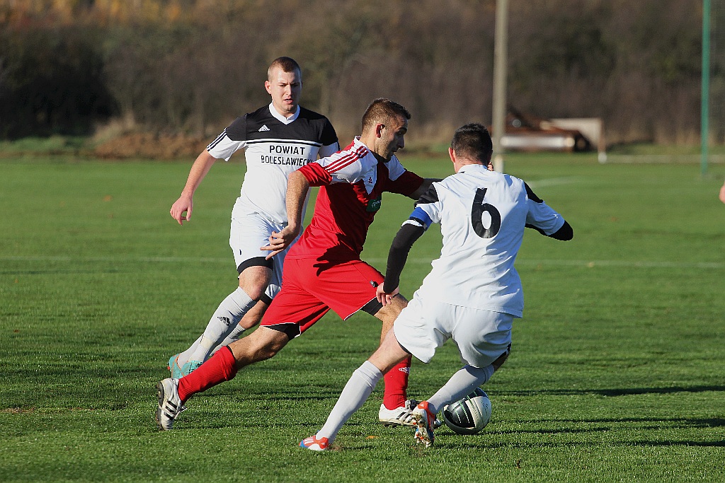 Pogrom w Szczedrzykowicach! Orkan bezlitosny dla Bolesławca