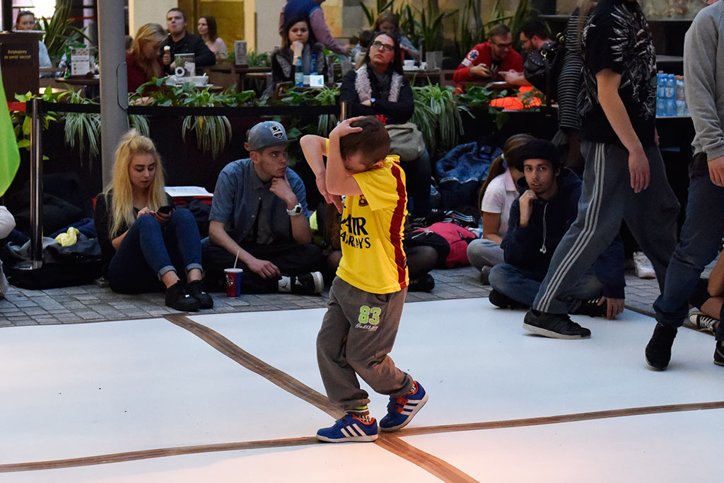 Breakdance i  hip - hop na  Hip &  Break Dance Show