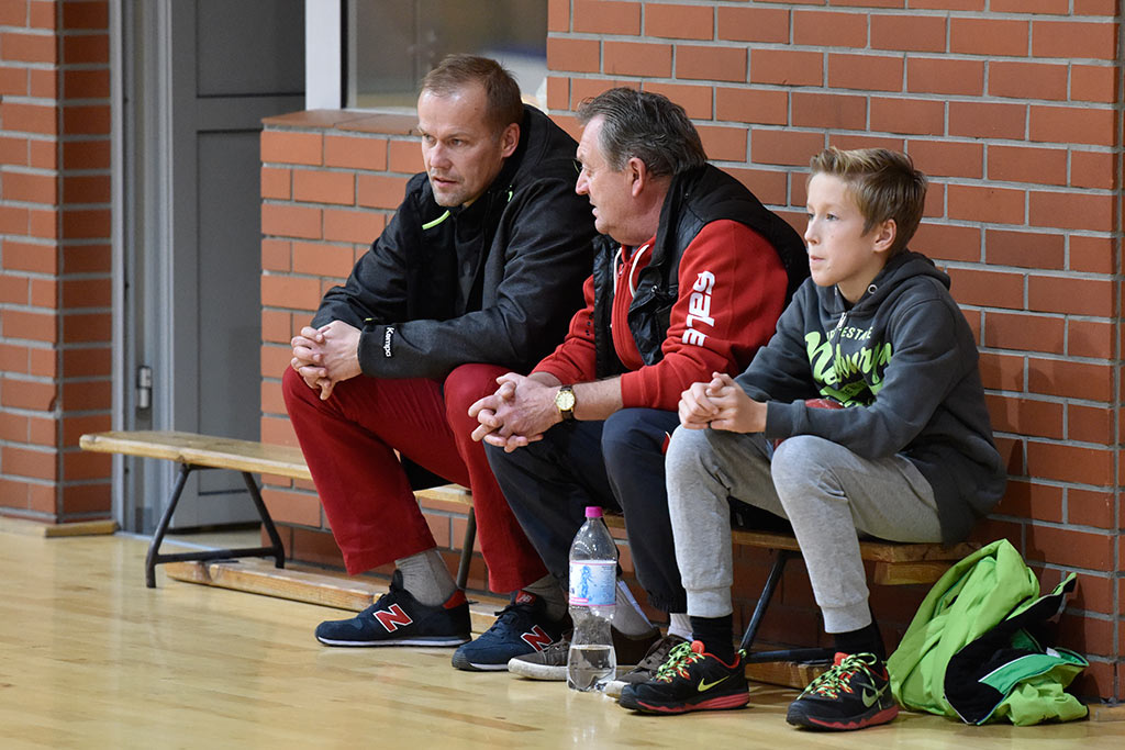 Ekonom Legnica pokonuje po emocjonującej walce Stal Brzeg