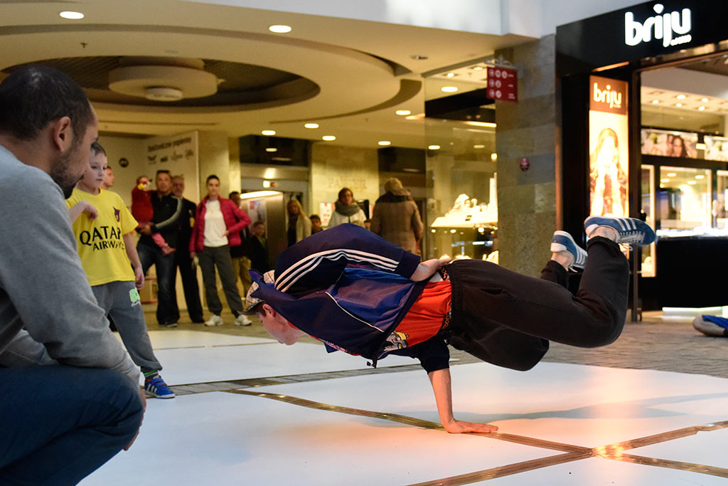 Breakdance i  hip - hop na  Hip &  Break Dance Show