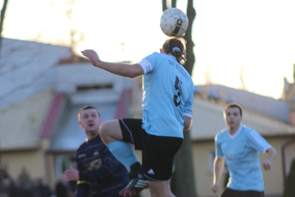 Strzelanina w Legnickim Polu! Dąb z kompletem punktów