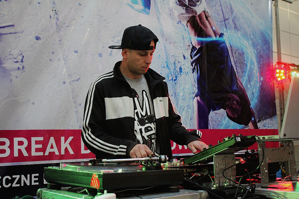 Breakdance i  hip - hop na  Hip &  Break Dance Show