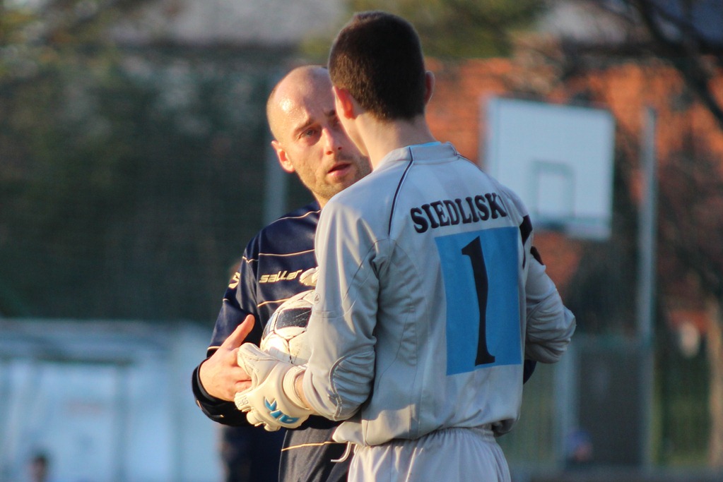 Strzelanina w Legnickim Polu! Dąb z kompletem punktów