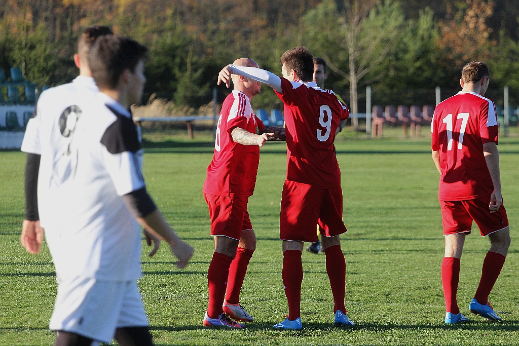 Pogrom w Szczedrzykowicach! Orkan bezlitosny dla Bolesławca