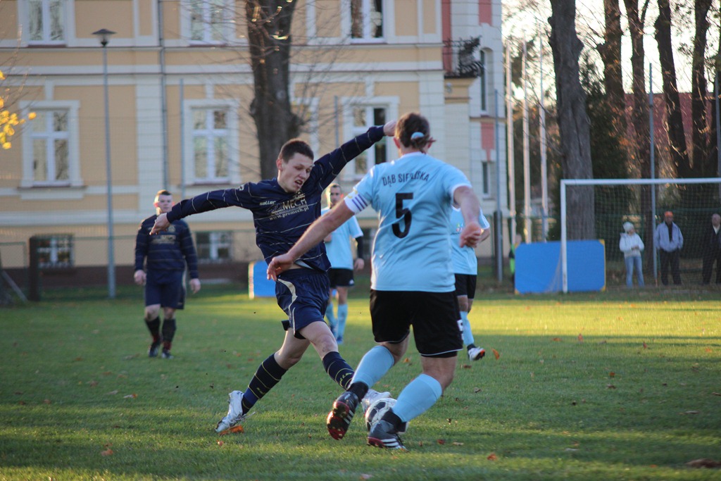 Strzelanina w Legnickim Polu! Dąb z kompletem punktów