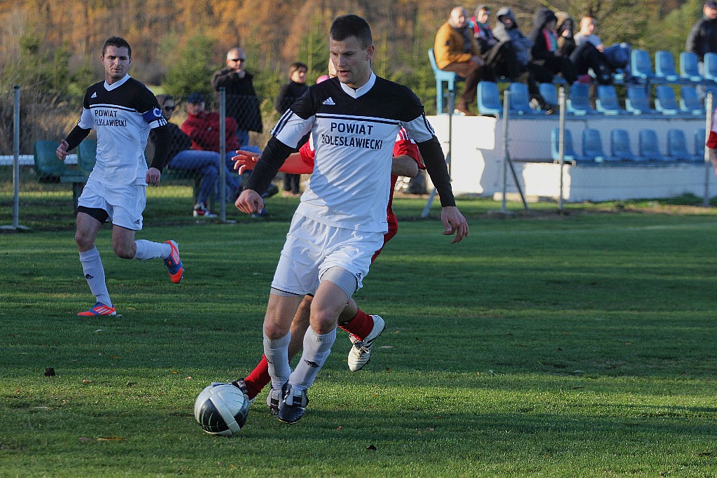 Pogrom w Szczedrzykowicach! Orkan bezlitosny dla Bolesławca
