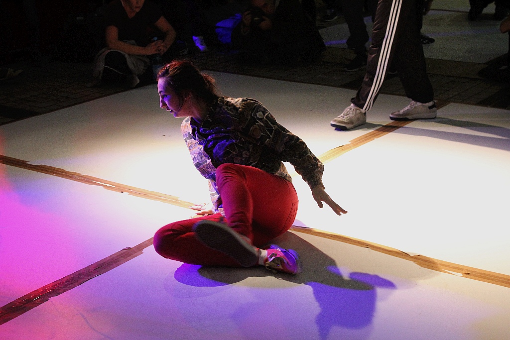 Breakdance i  hip - hop na  Hip &  Break Dance Show