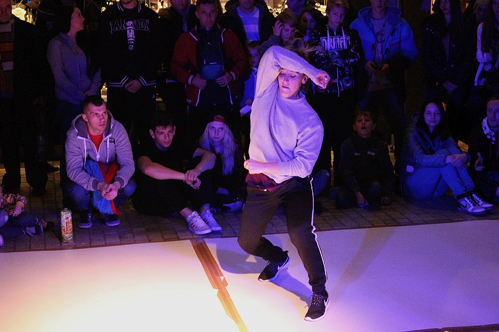 Breakdance i  hip - hop na  Hip &  Break Dance Show