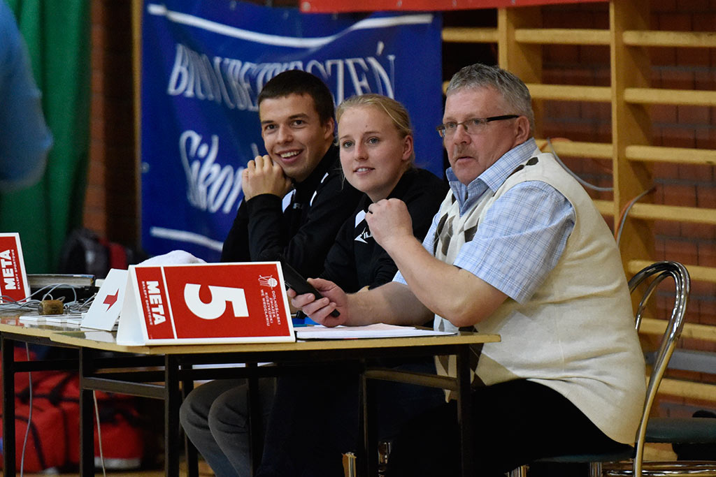 Ekonom Legnica pokonuje po emocjonującej walce Stal Brzeg