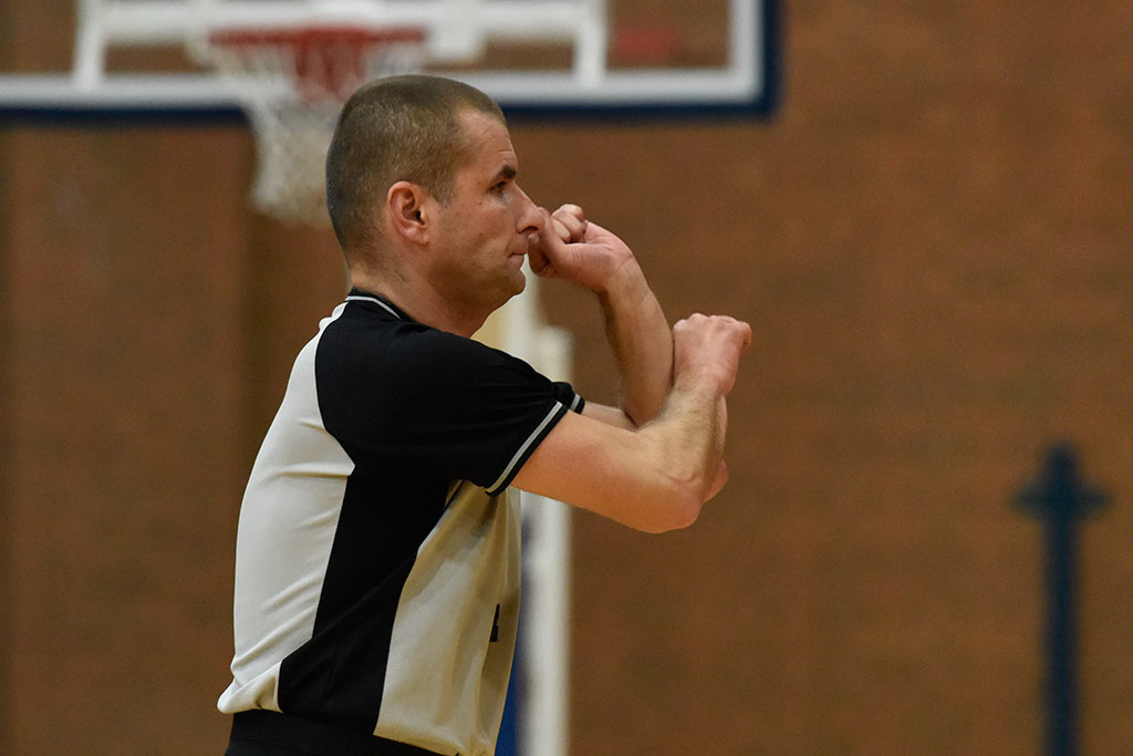 Ekonom Legnica pokonuje po emocjonującej walce Stal Brzeg