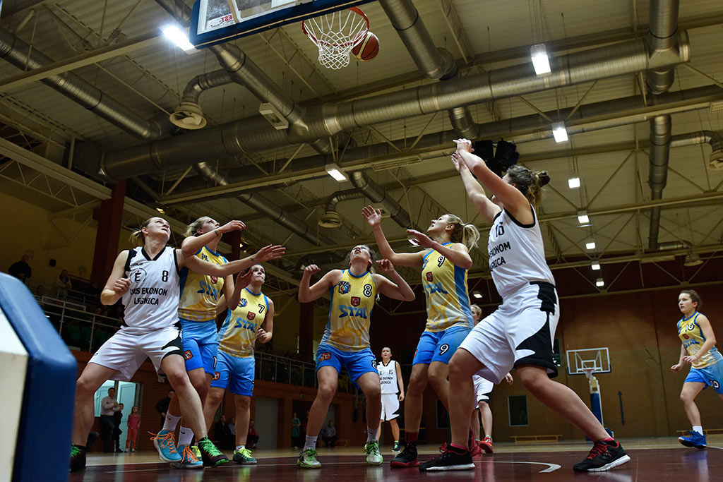 Ekonom Legnica pokonuje po emocjonującej walce Stal Brzeg