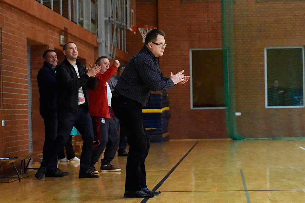 Ekonom Legnica pokonuje po emocjonującej walce Stal Brzeg