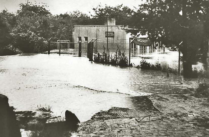 Powódź w 1977 roku. Zdjęcia Wincentego Kołodziejskiego