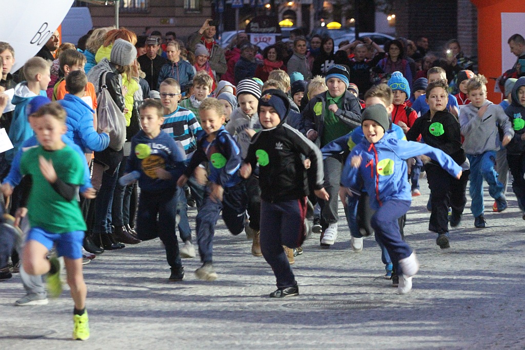 Trzysta osób pobiegło w Biegu Niepodległości dla młodzieży