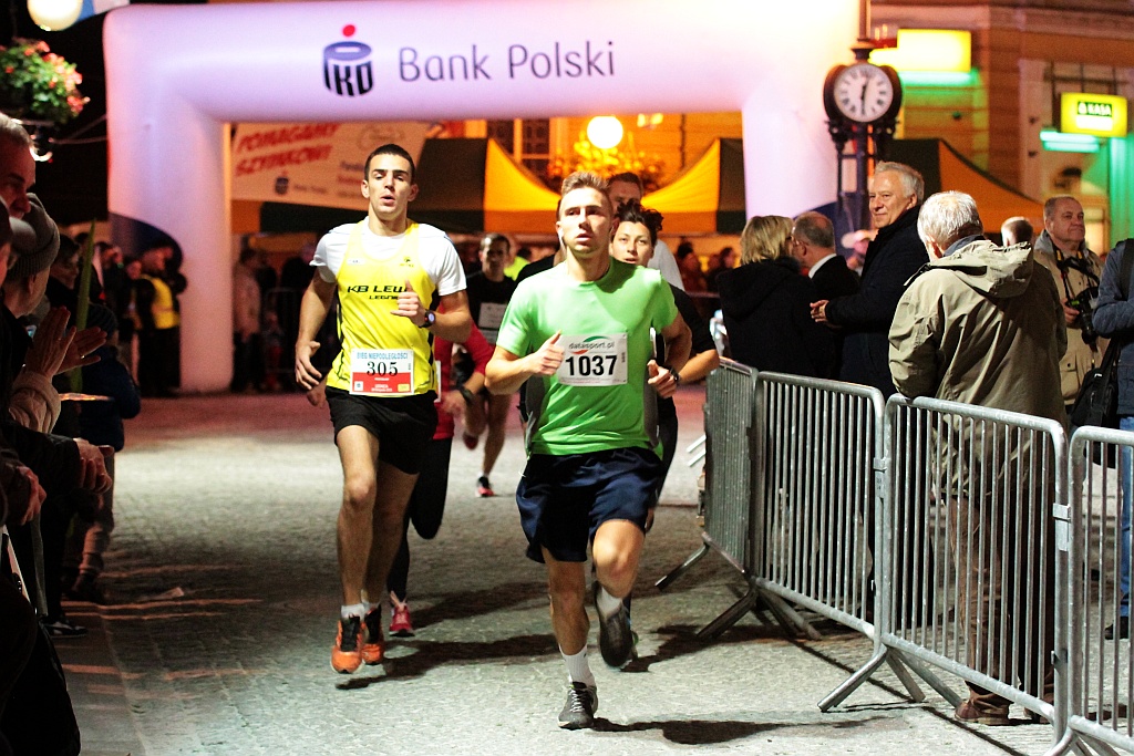 Blisko czterysta osób pobiegło w Biegu Niepodległości
