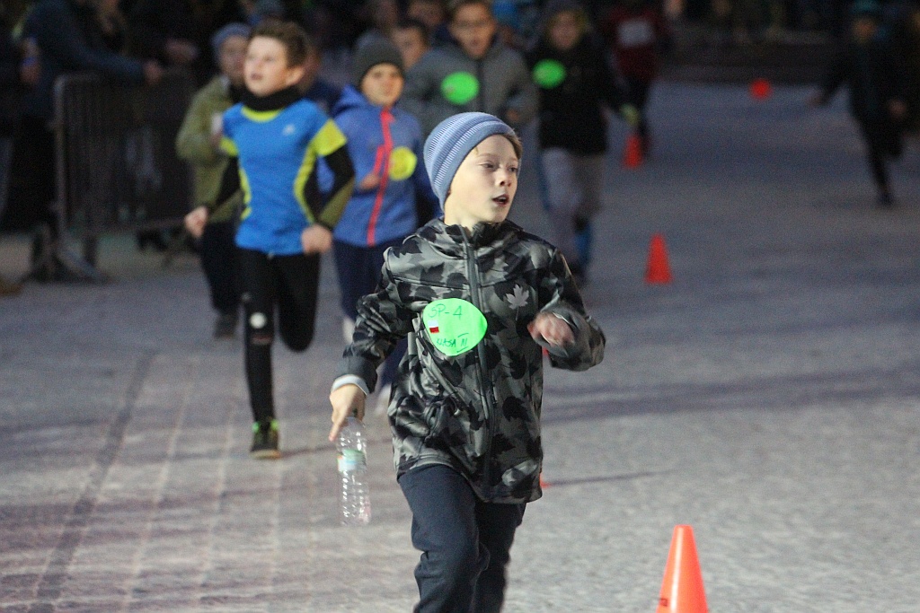 Trzysta osób pobiegło w Biegu Niepodległości dla młodzieży
