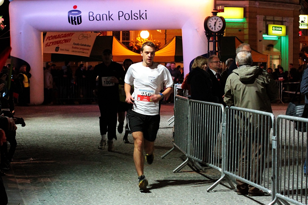 Blisko czterysta osób pobiegło w Biegu Niepodległości
