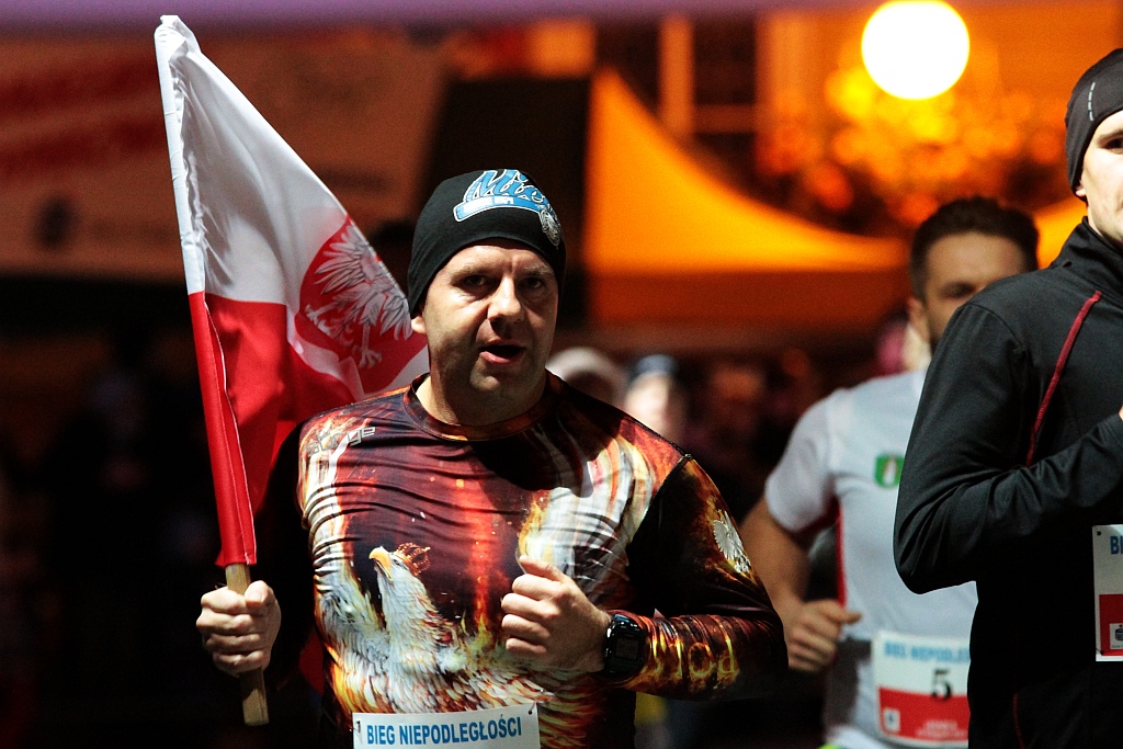 Blisko czterysta osób pobiegło w Biegu Niepodległości
