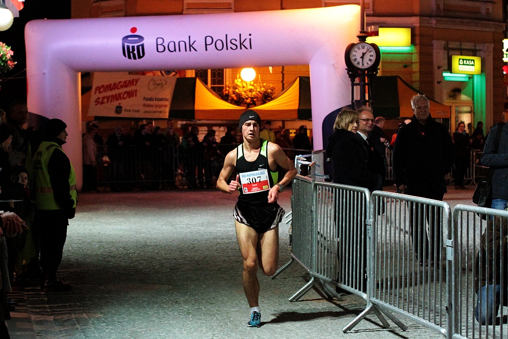 Blisko czterysta osób pobiegło w Biegu Niepodległości
