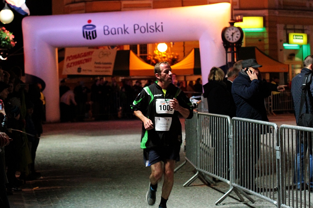 Blisko czterysta osób pobiegło w Biegu Niepodległości
