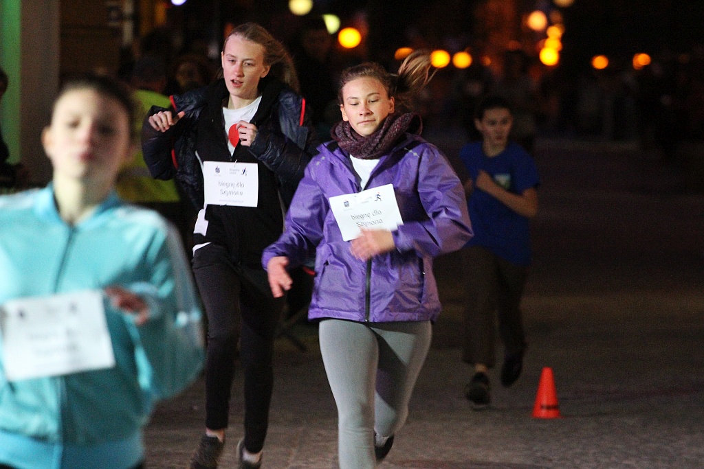 Trzysta osób pobiegło w Biegu Niepodległości dla młodzieży