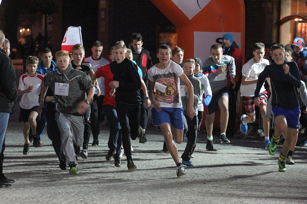 Trzysta osób pobiegło w Biegu Niepodległości dla młodzieży